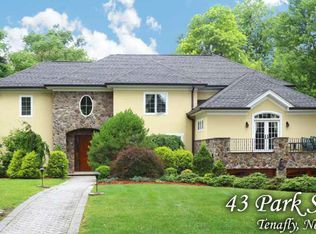 43 Park St, Tenafly, NJ 07670