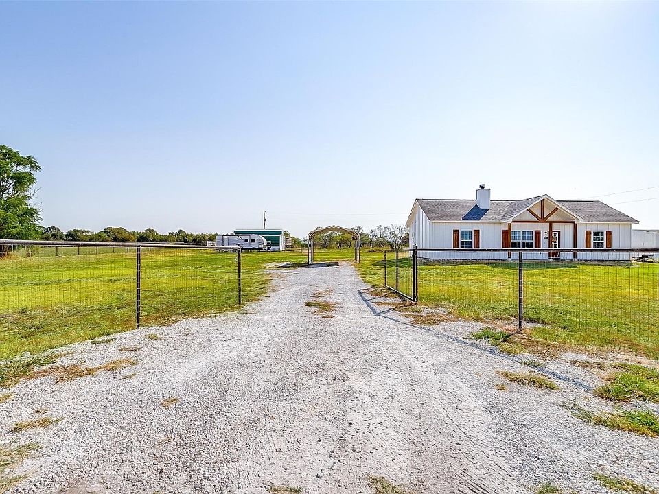 1325 Davis Ct, Rio Vista, TX 76093 Zillow