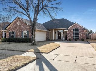 5023 Tensas Dr, Bossier City, LA 71111