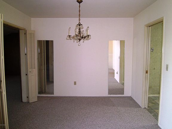 3rd image of 10413 N 101st Ave