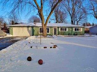 2620 Valley Dr, Saginaw, MI