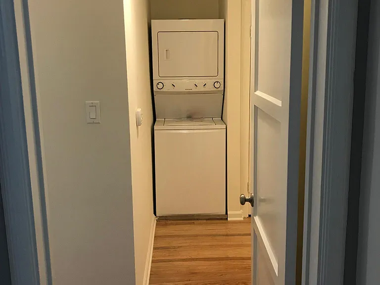 143 N Maple St #143 — Photo 11
