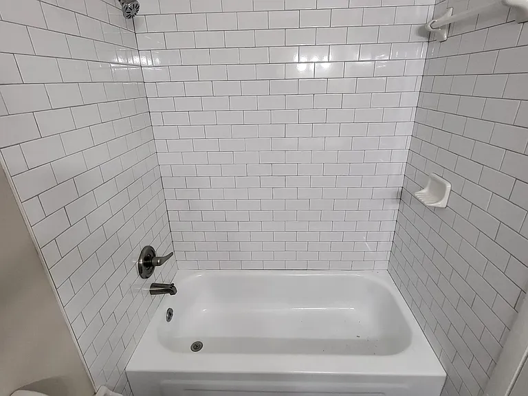 1600 S 3rd St #1 — Photo 8