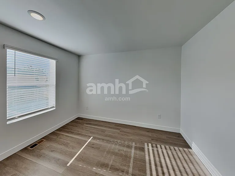 4816 85th Dr NE — Photo 23