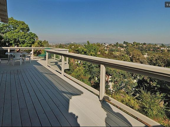3rd image of 2258 Moreno Dr
