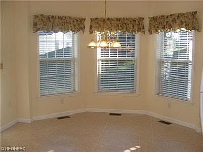 5th image of 8692 Alexandra Dr #5A