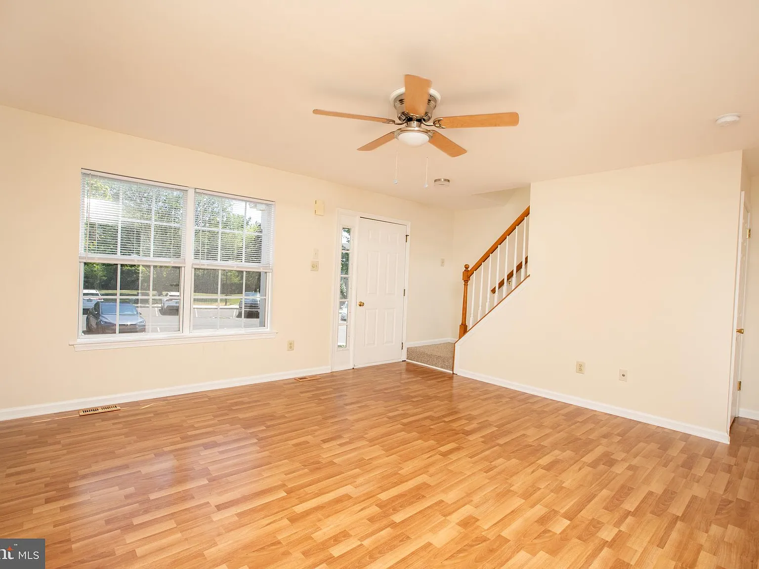 2 bed, 1.5 bath, 1120 sqft, $2,250 — Photo 2
