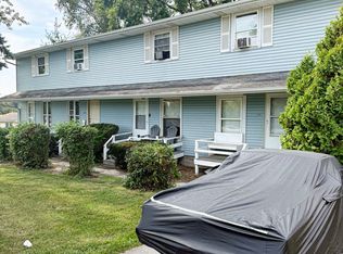 2345 E Maple St, Kankakee, IL 60901