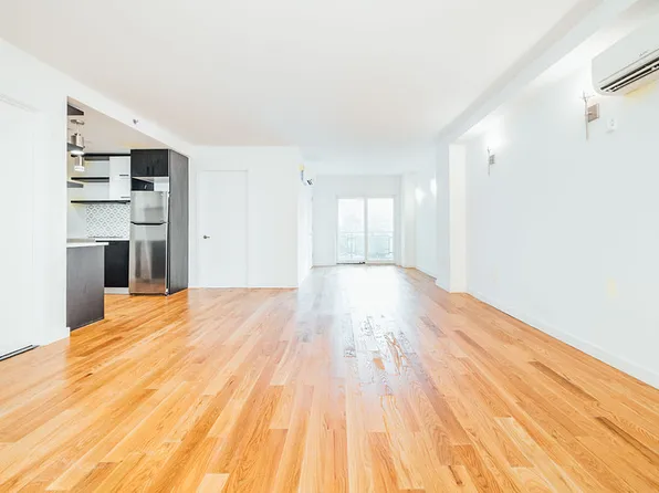146 Linden Boulevard image 1 of 22