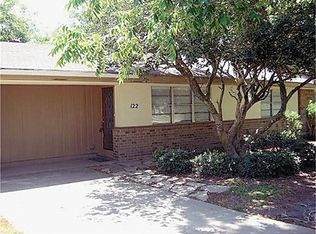122 Texas Ave, League City, TX 77573