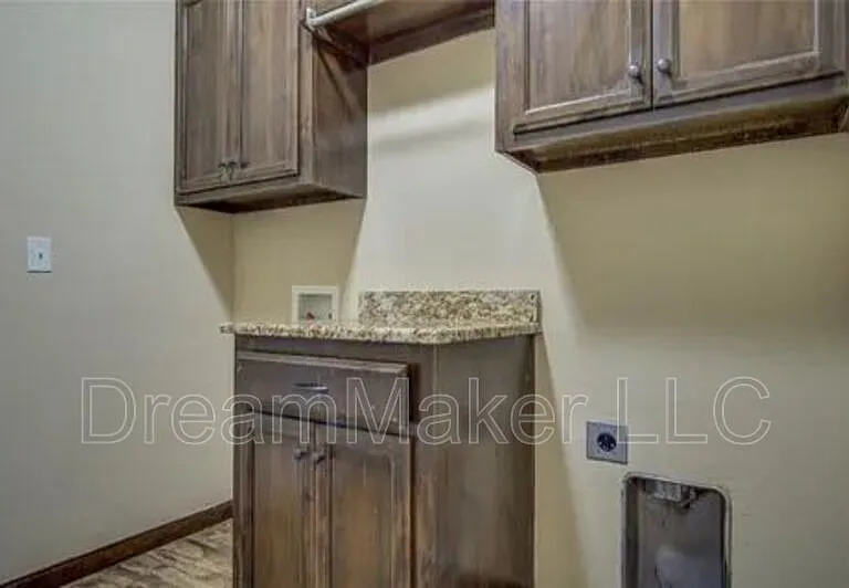 1712 Appaloosa Dr — Photo 16