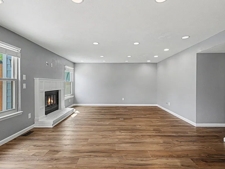 4772 S Evanston Way — Photo 3