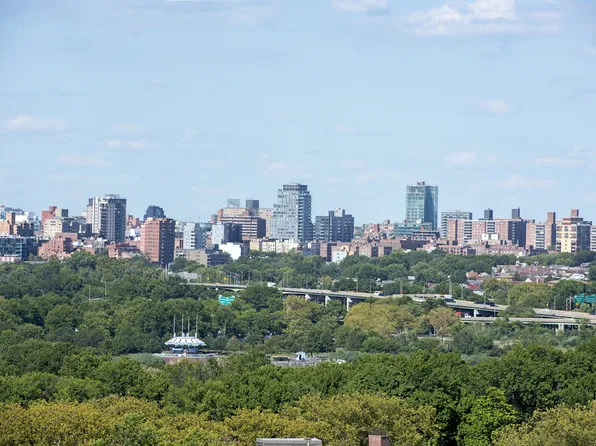 66-36 Yellowstone Boulevard image 14 of 22