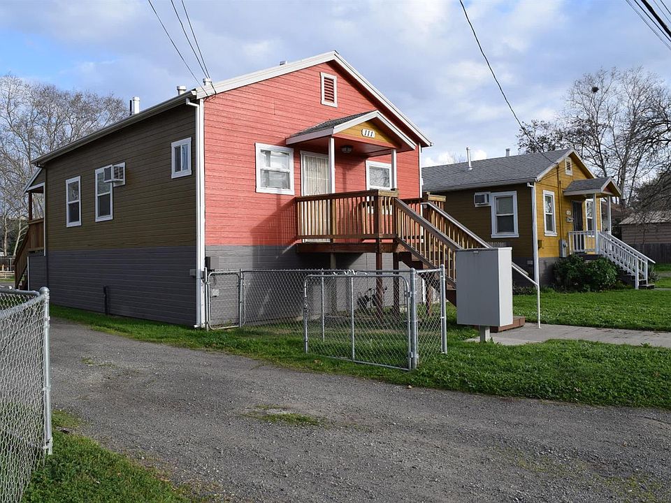 1st image of 113 6th St