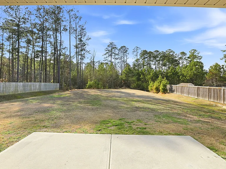 52 Woodwater Cir — Photo 40