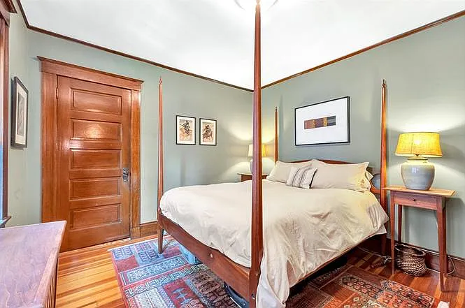 35 Pemberton St #4 — Photo 8