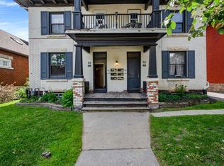 90 Marlborough Ave #2, Ottawa, ON K1N8E9