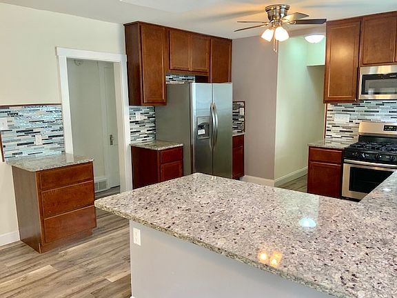 extra granite counter/island