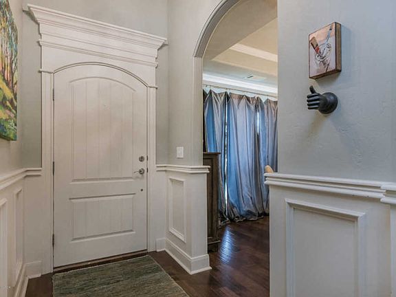 3rd image of 7903 Kingsgate Dr