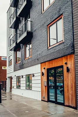 Rented by Nooklyn NYC LLC | media 94