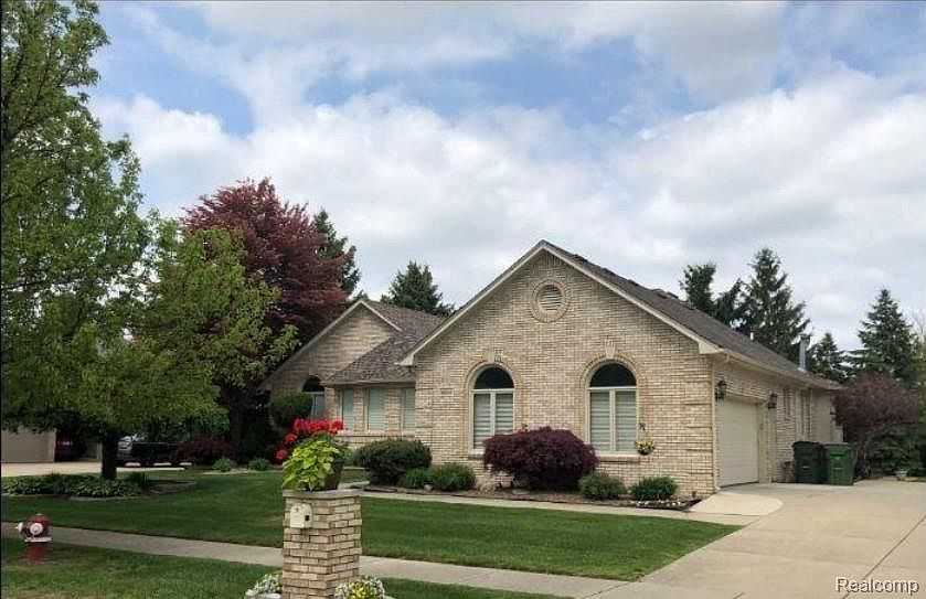 1st image of 48428 Estera Dr