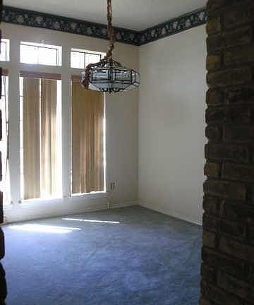2nd image of 3406 Queenswood Ln