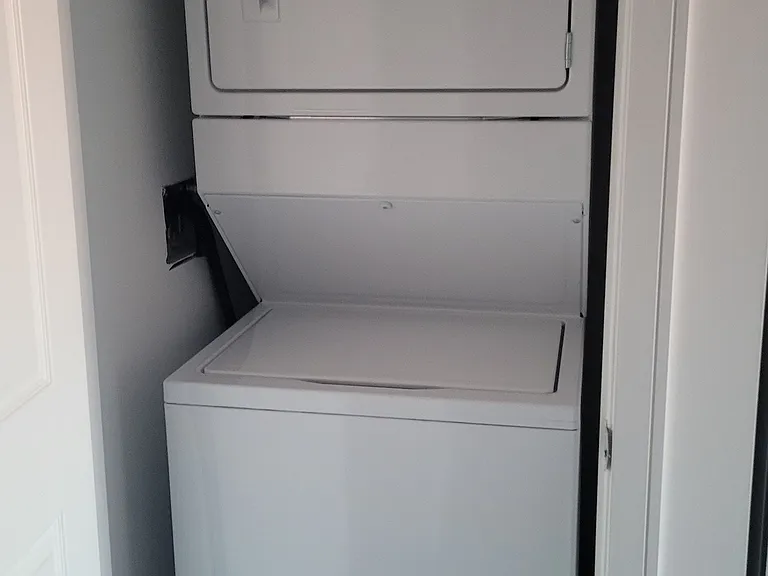 1 Wellington St #610 — Photo 12
