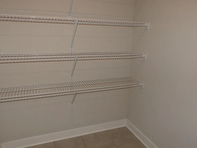 417 Sydney Dr — Photo 26