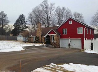26 Middle Haddam Rd, Portland, CT 06480