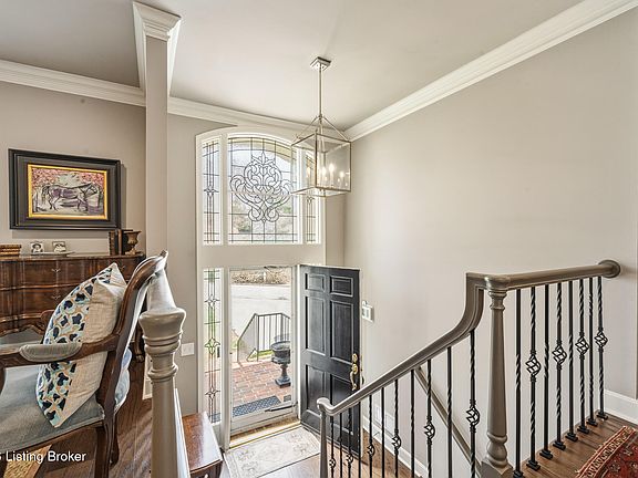 3rd image of 1202 Wellington Pl