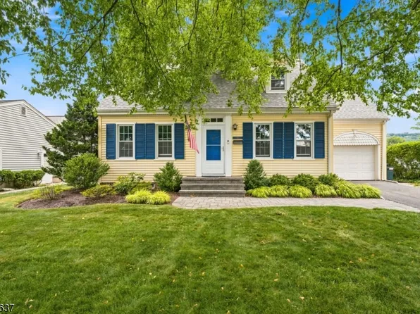 688 Greenbrook Rd, North Plainfield Boro, NJ 07063