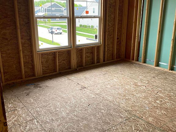 3rd image of 6728 Promenade St #32