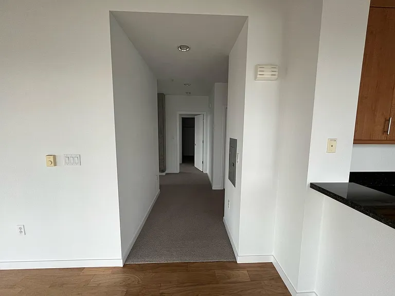288 3rd St #616 — Photo 12