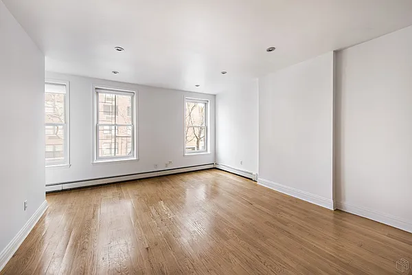 Rented by Halstead Real Estate | media 16