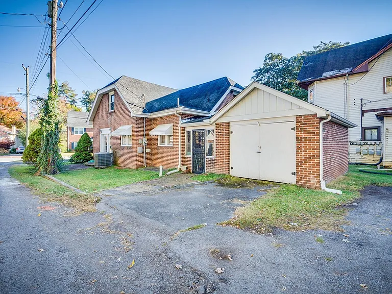 712 Haynes St — Photo 34