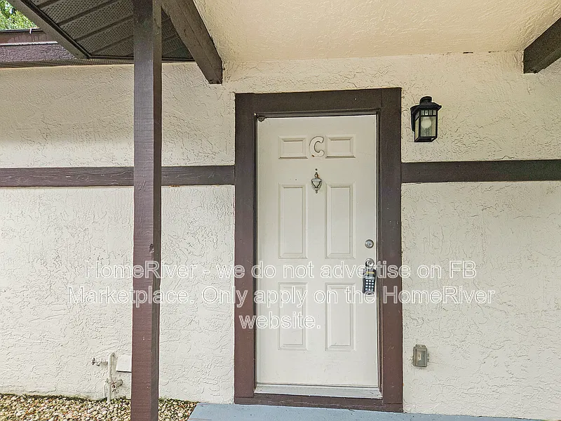2 bed, 2.0 bath, 3360 sqft, $1,650 — Photo 4