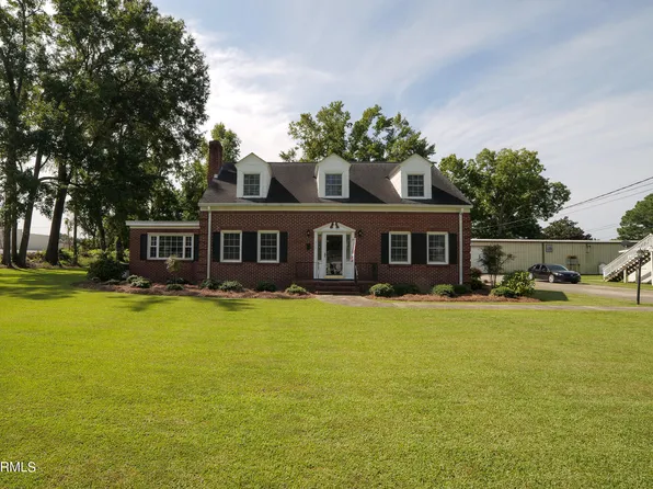 311 W Lewis Street, Whiteville, NC 28472