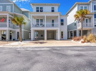 1479 Seaside Cir, Navarre, FL 32566