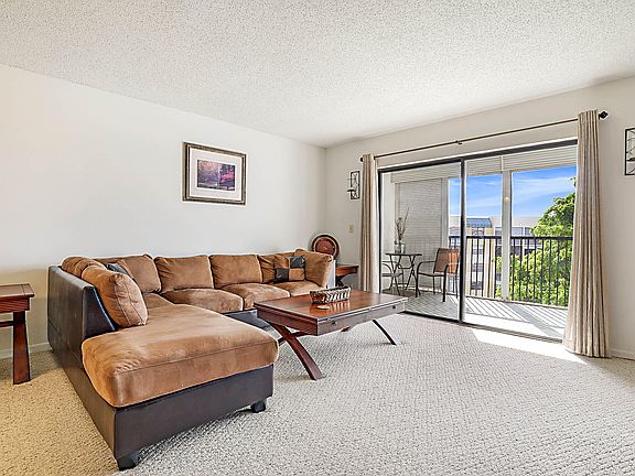 4th image of 6475 W OAKLAND PARK Boulevard #505