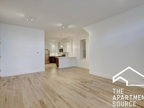 4th image of 1823 W 17th St #1