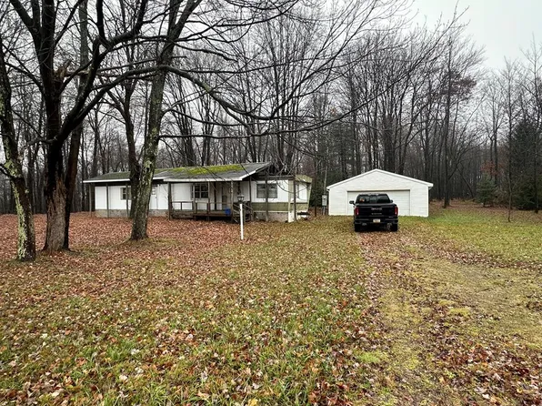 22745 Titusville Rd, Pleasantville, PA 16341