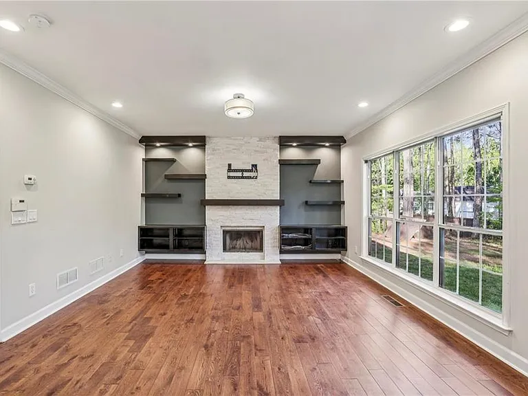 615 Tammany Pointe — Photo 3
