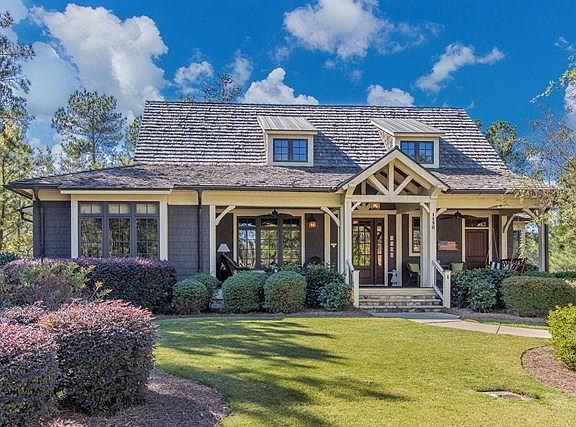 2nd image of 1150 Cottage Ln E