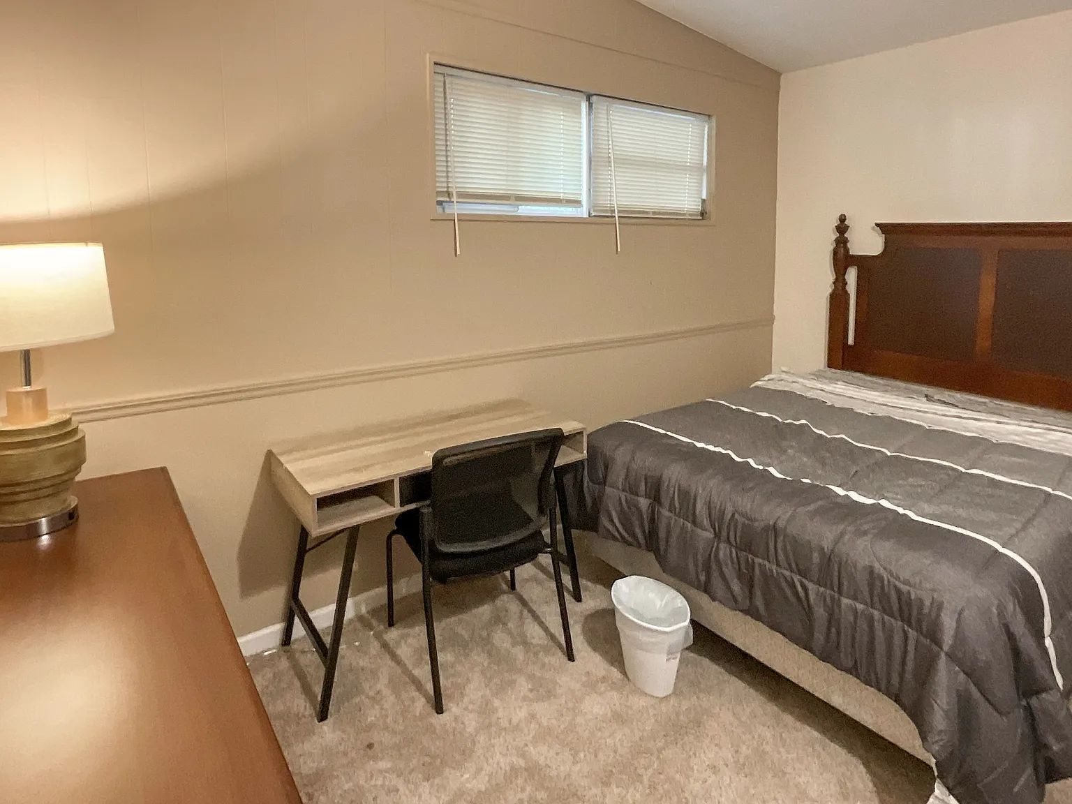 4 bed, 3.0 bath, 1554 sqft, $711 — Photo 1