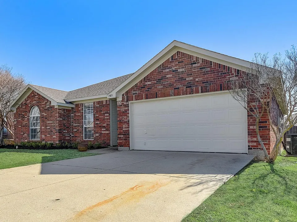 1903 Bertram Dr