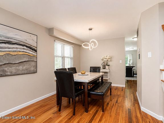 3rd image of 285 Lockman Ave