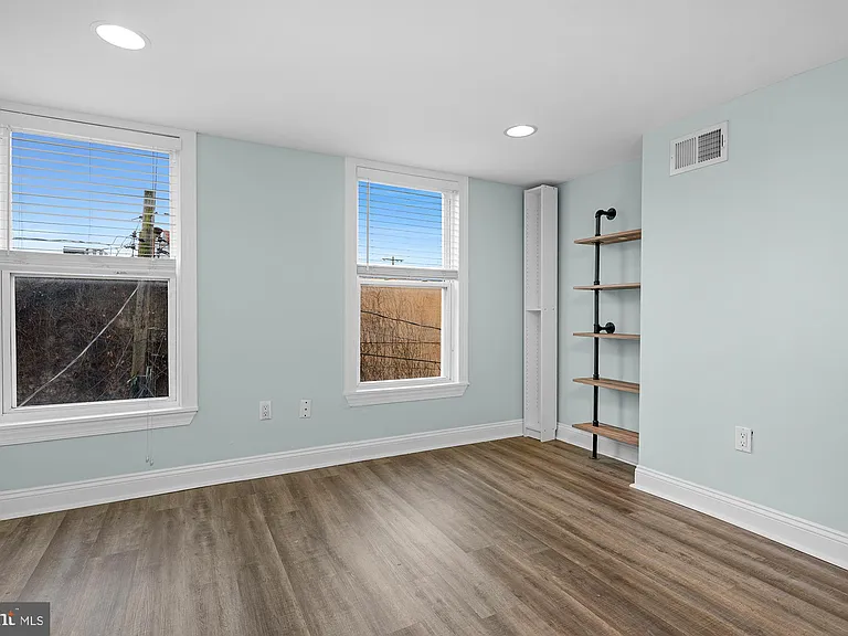 1201 Union Ave — Photo 17