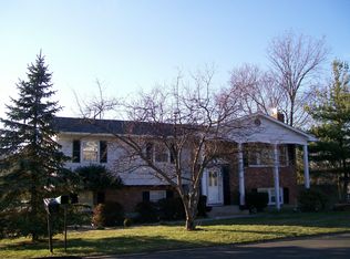 4 Hillside Dr, Thiells, NY 10984