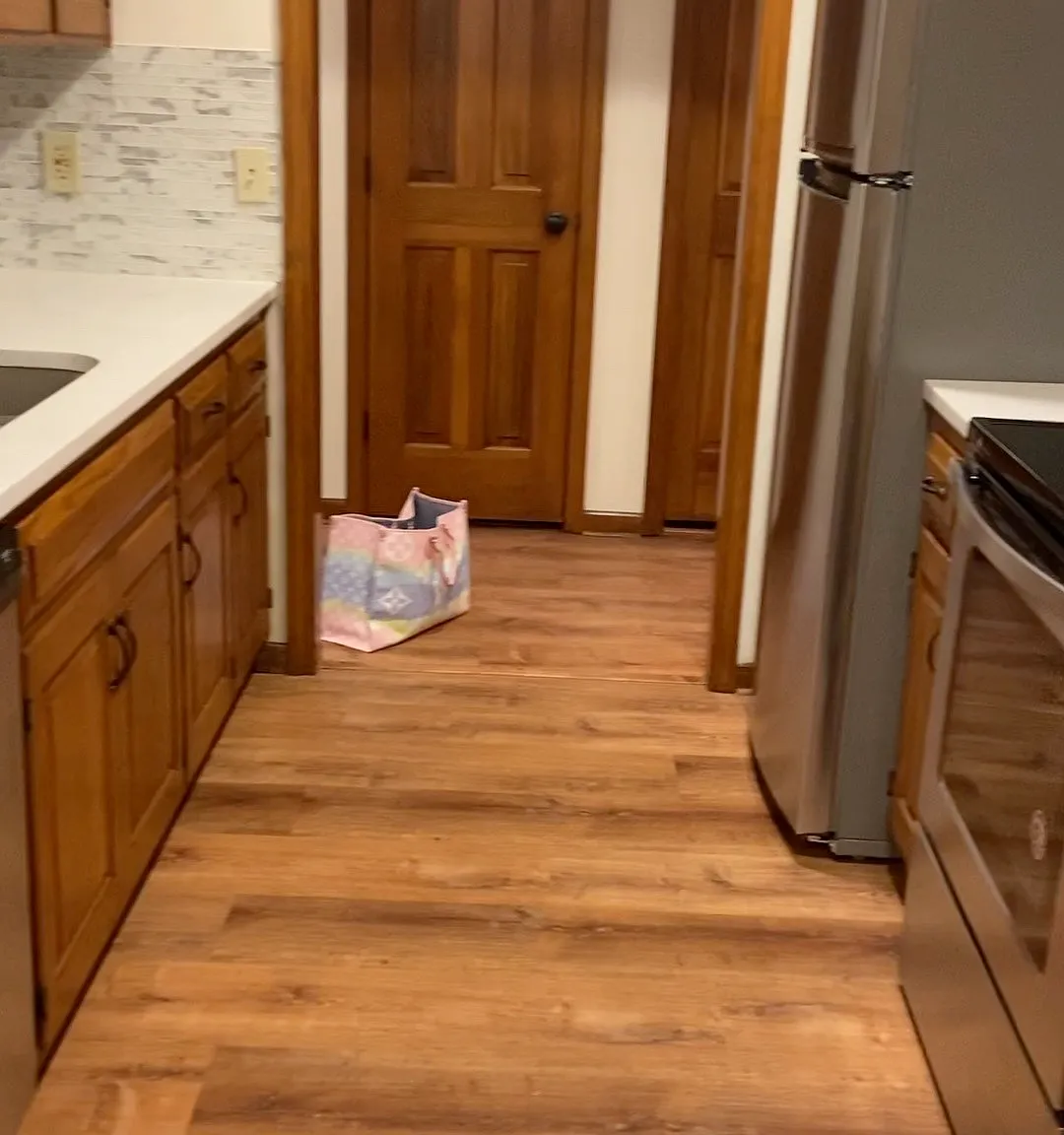 2 bed, 1250 sqft, $1,500 — Photo 2