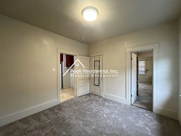 1616 24th St — Photo 16